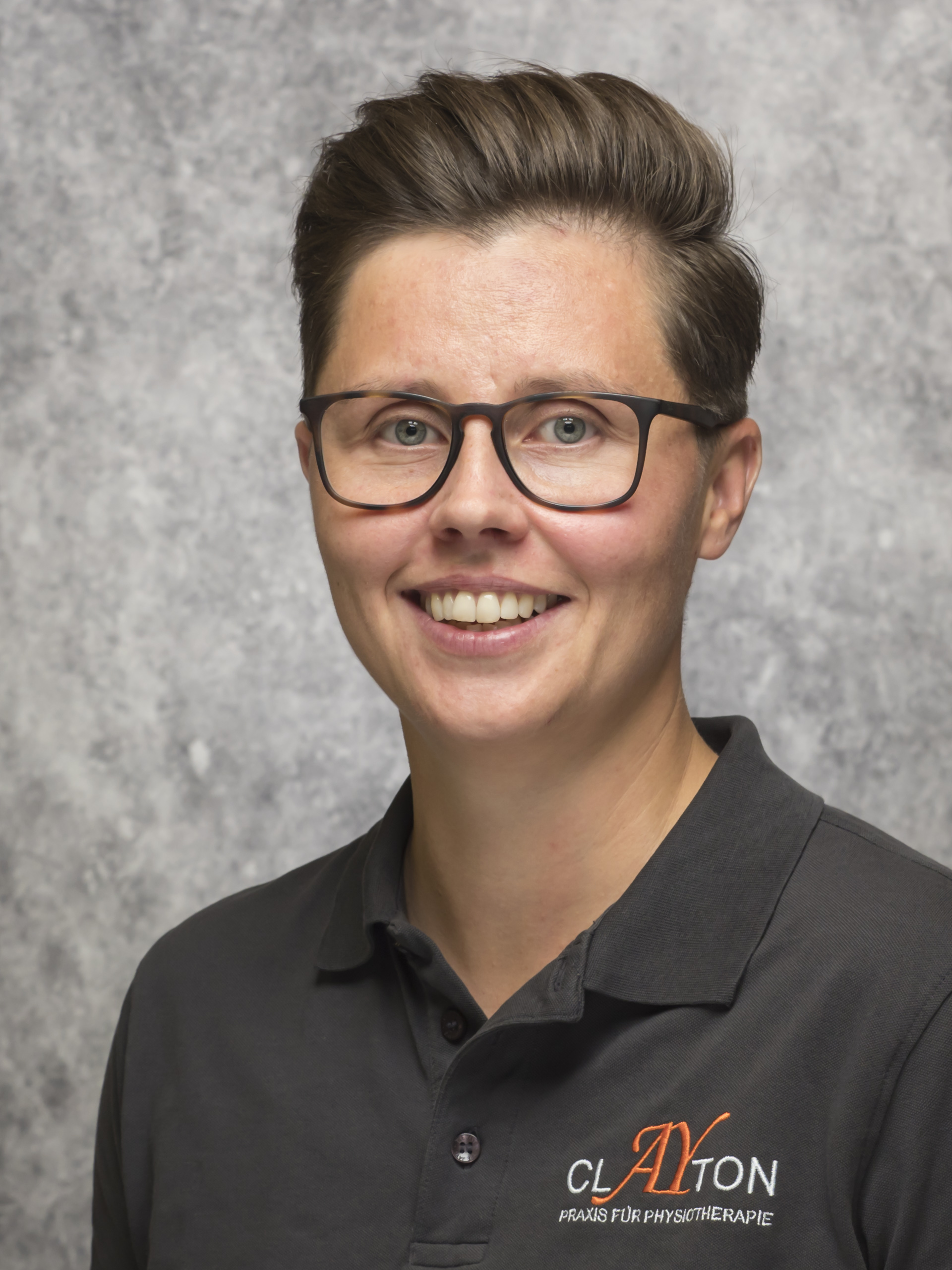 carina-bonar-clayton-physiotherapie-achim